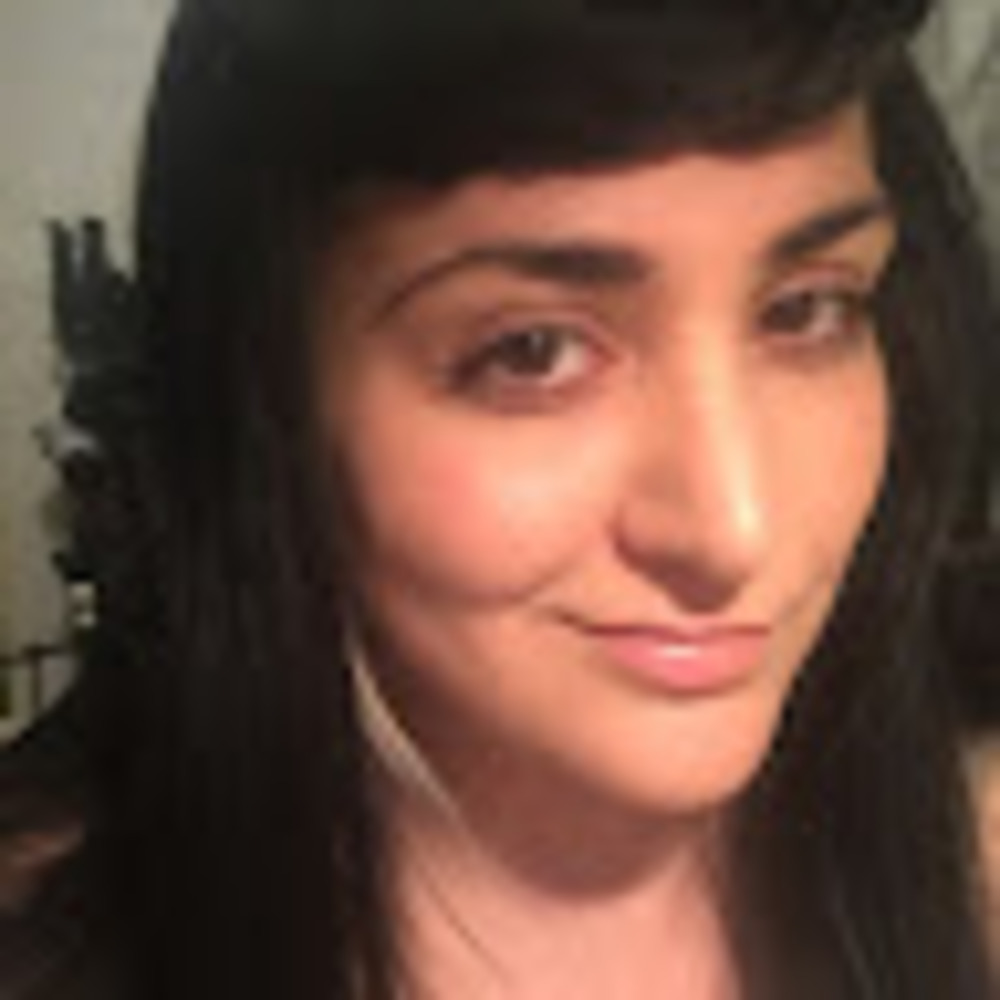 Meet your Posher, Carrisa